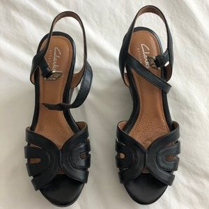 Clarks Amelia Wedge - Like New!
